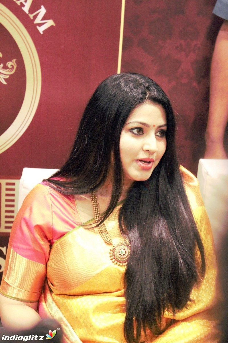 Kanchipuram VRK silks opening with actress Sneha in Coimbatore