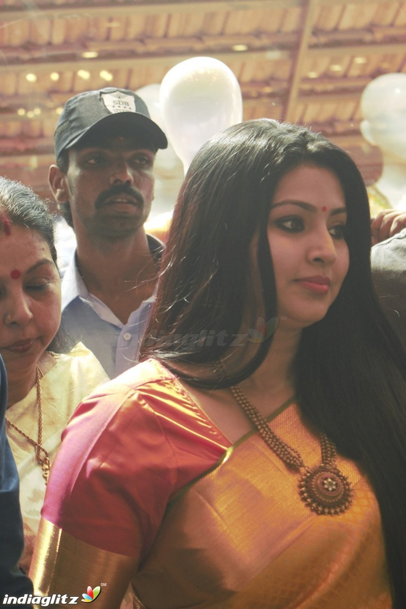 Kanchipuram VRK silks opening with actress Sneha in Coimbatore