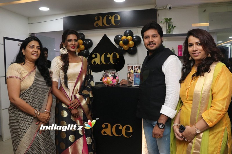 Meera Mitun Launches Ace Salon & Spa