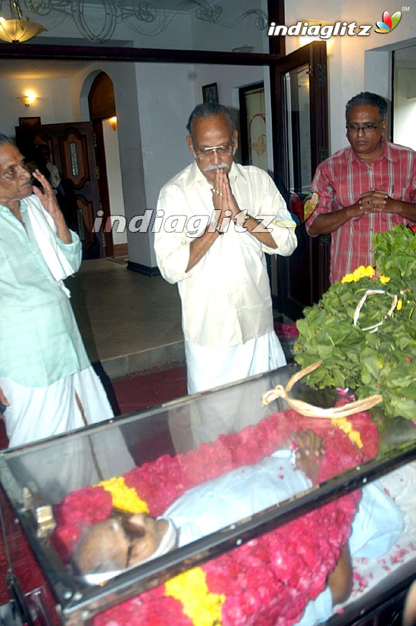 Veteran Director Sridhar Passes Away