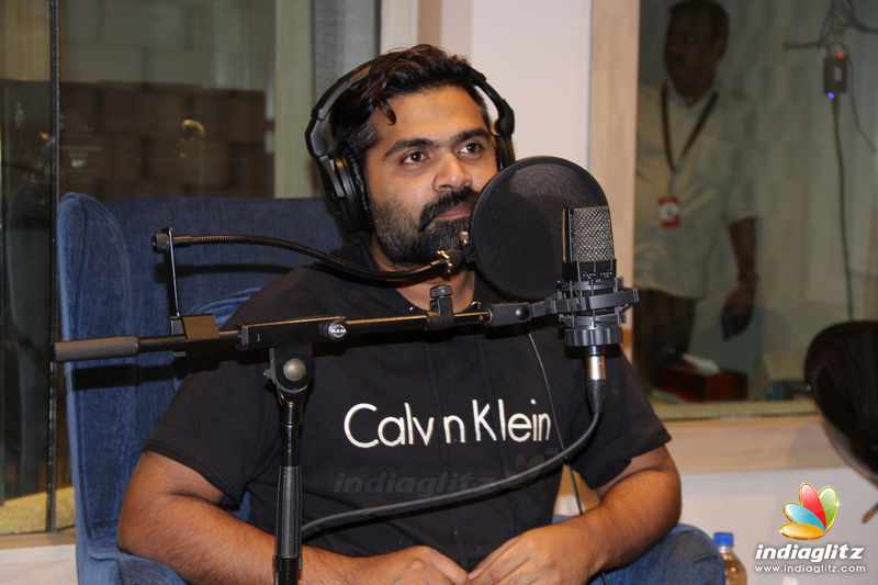 Simbu starts his dubbing for Kaatrin Mozhi Movie