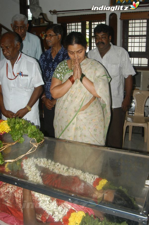 Kollywood Mourns Sujatha's Death