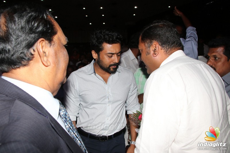 Suriya & Karthi Launched 'Naan Kanda MGR' Book