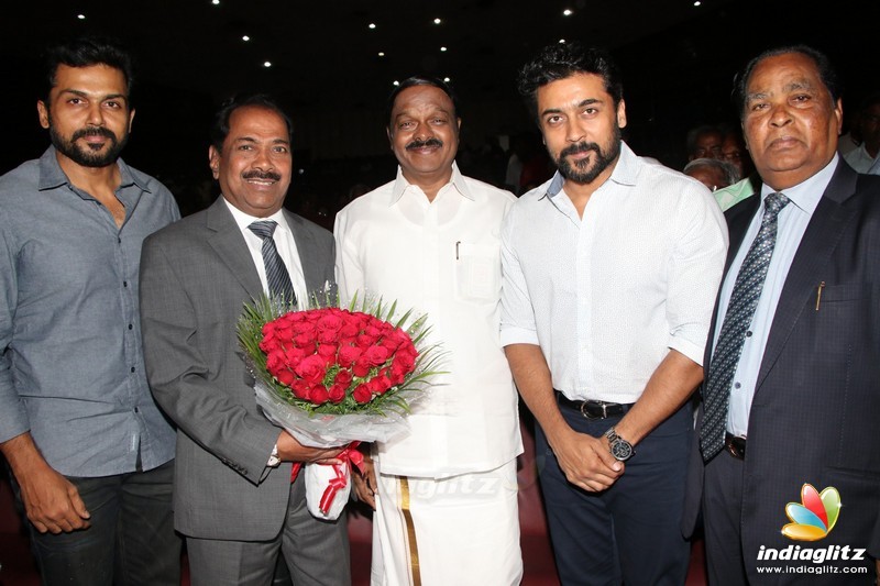 Suriya & Karthi Launched 'Naan Kanda MGR' Book