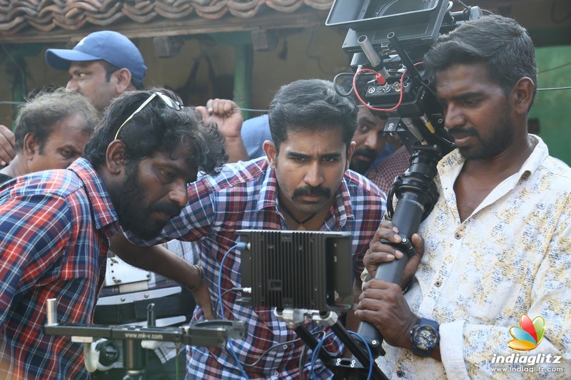 'Thimiru Pudichavan' Shooting Spot