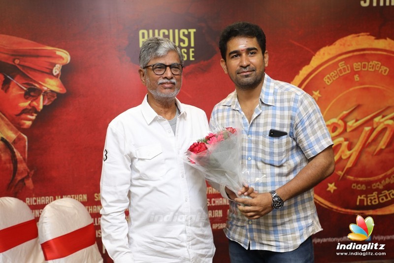 'Thimiru Pudichavan' Movie Pooja