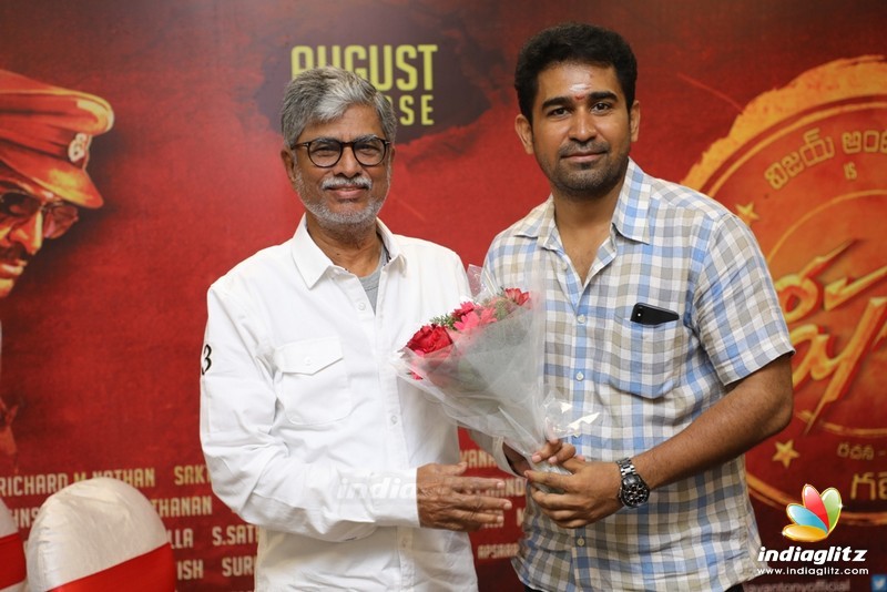 'Thimiru Pudichavan' Movie Pooja