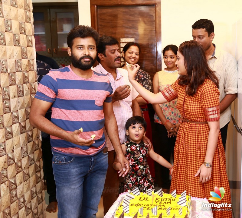 'Ulkuthu' Movie Team Celebrates Christmas