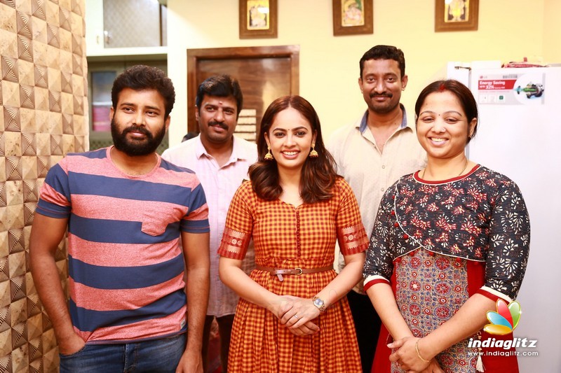 'Ulkuthu' Movie Team Celebrates Christmas