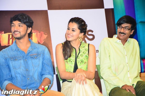 'Vai Raja Vai' Press Meet