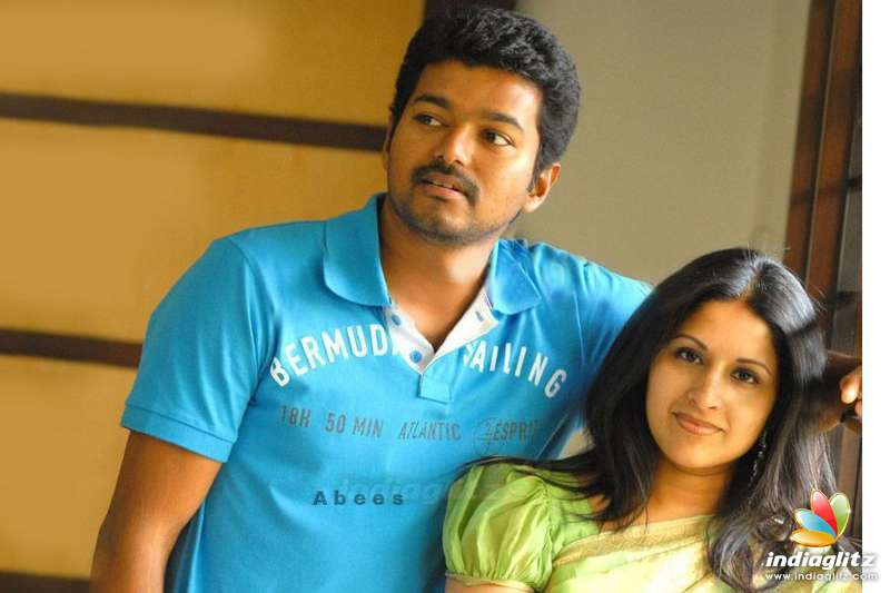 Thalapathy Vijay-Sangeetha 19th Wedding Anniversary Album