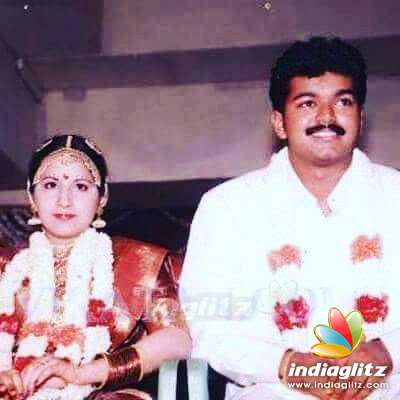 Thalapathy Vijay-Sangeetha 19th Wedding Anniversary Album