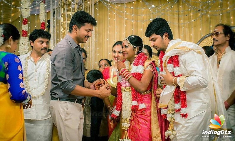 Vijay at ARMurugadoss 's Asst Director Wedding