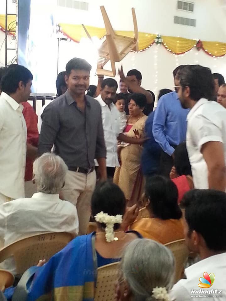 Vijay at ARMurugadoss 's Asst Director Wedding