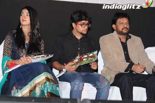 Vijay - Puneet Unveil 'Mugamoodi' Audio