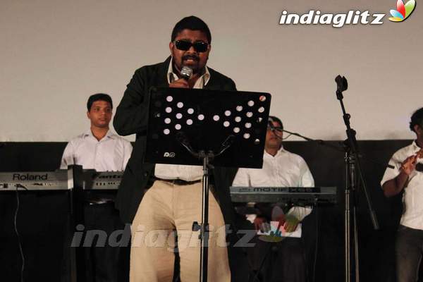 Vijay - Puneet Unveil 'Mugamoodi' Audio