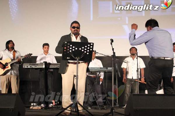 Vijay - Puneet Unveil 'Mugamoodi' Audio