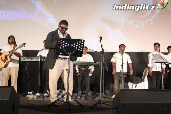 Vijay - Puneet Unveil 'Mugamoodi' Audio