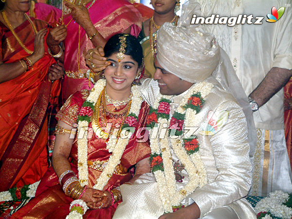 Vikram Prabhu Weds Lakshmi Ujjaini