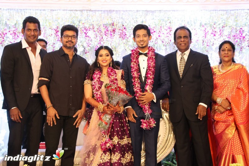 Vijay at Vishal's Sister Aishwarya Wedding Reception