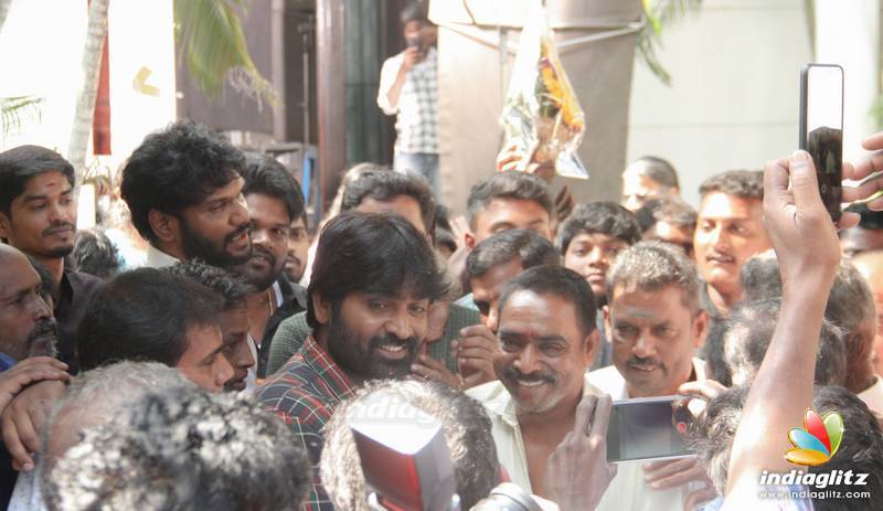 Vijay Sethupathi Birthday Celebration at YOYK Shooting Spot