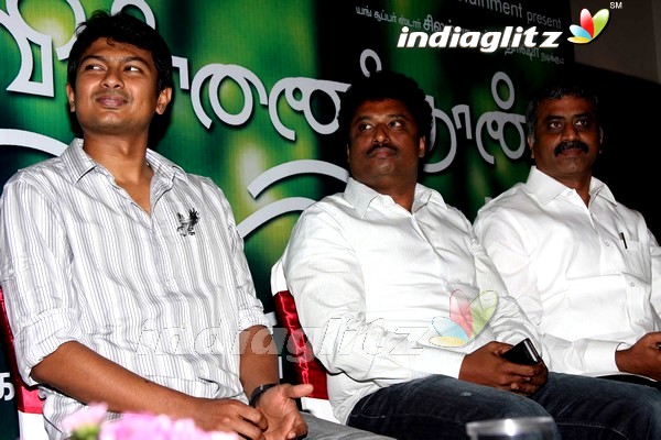 'Vinnaithandi Varuvaya' Success Meet