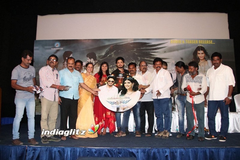 'Vinnai Thandi Vantha Angel' Audio Launch