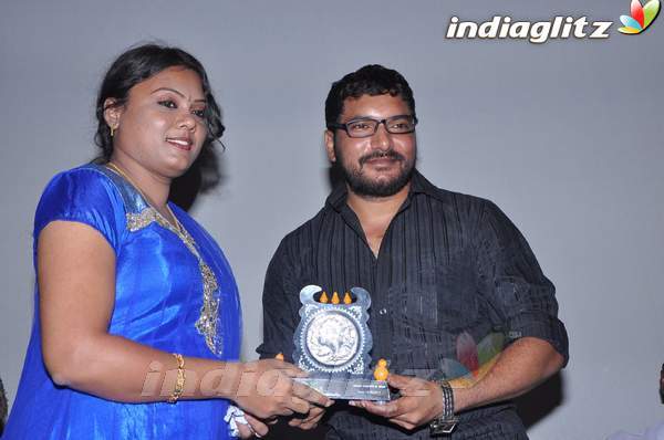 Yen Intha Mayakkam Audio Launch