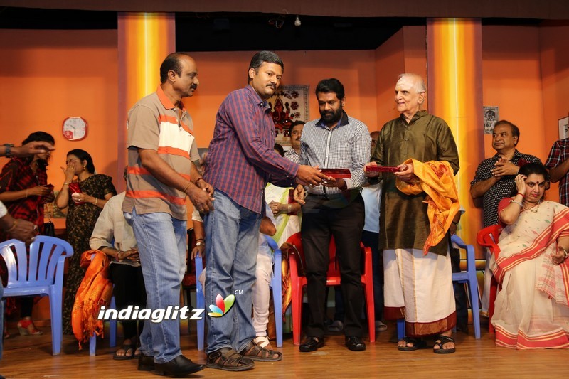 Y G Mahendran's Soppana Vazhvil 100th Successful Stage Show