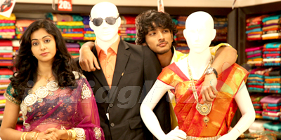 Yennamo Yedho Review