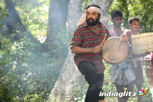 Tharai Thappattai