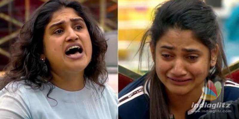 Gayathri Raghuram trolls Vanitha and Losliya!