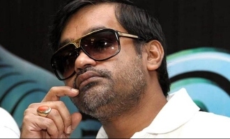 Selvaraghavan's superhit to speak Hindi!