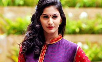 'Anegan' heroine reveals her character