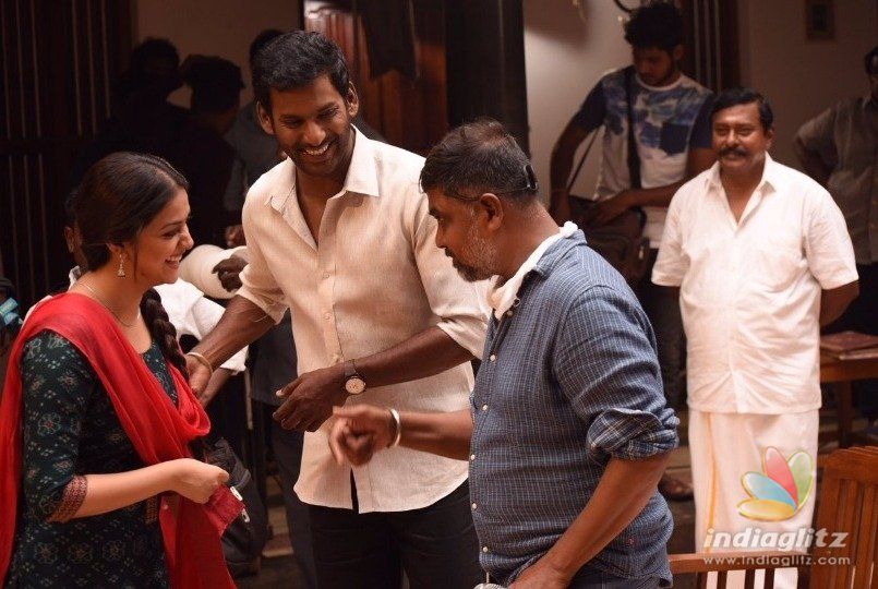 Keerthy Suresh wins hearts with her golden gesture!