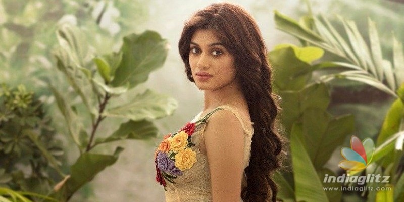 Oviya in deep depression? - Clarification to shocked fans