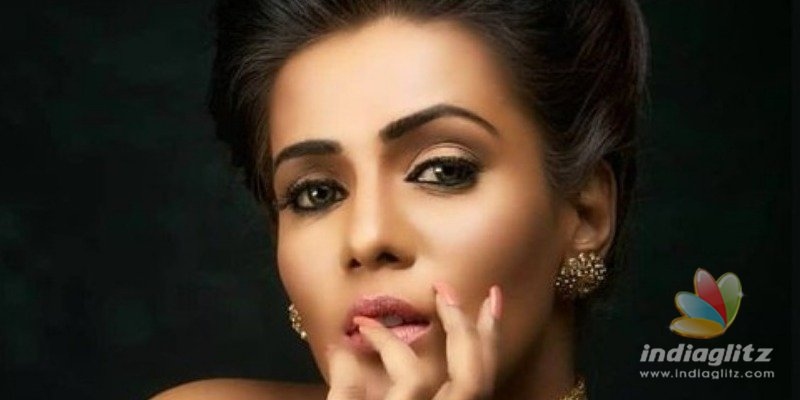 Director clarifies about Meera Mitun allegations