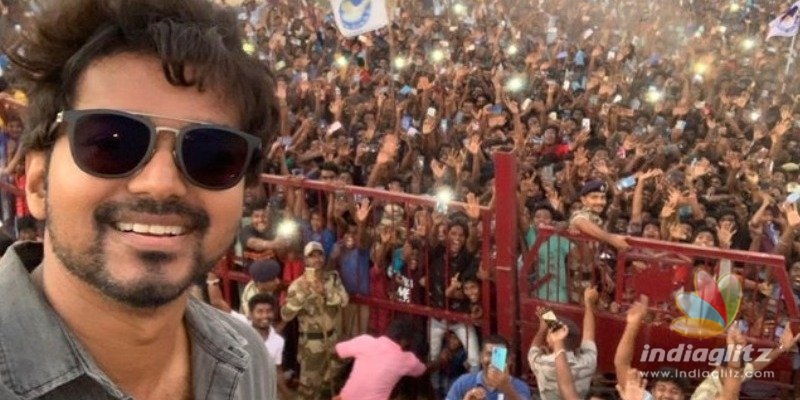 Thalapathy Vijay shows his mass power in Master selfie and more latest pictures