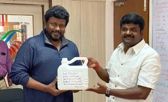 Parthiban's sensible gift to health minister Vijayabaskar!