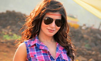 Samantha flies to Mumbai for Surya