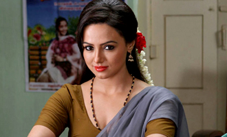 Sana Khan signs Bollywood flick