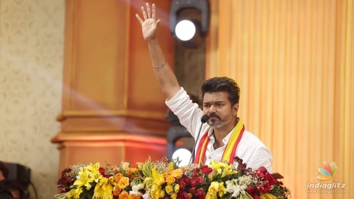 Thalapathy Vijay unveils the ideological leaders of TVK at the state conference!