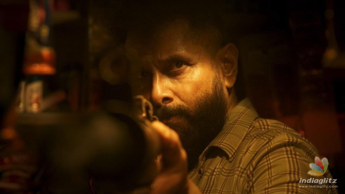 Director SU Arunkumar shares hot details about Chiyaan Vikram’s ‘Veera Dheera Sooran’!