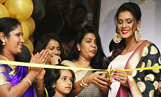 Meera Mitun Launches Ace Salon & Spa