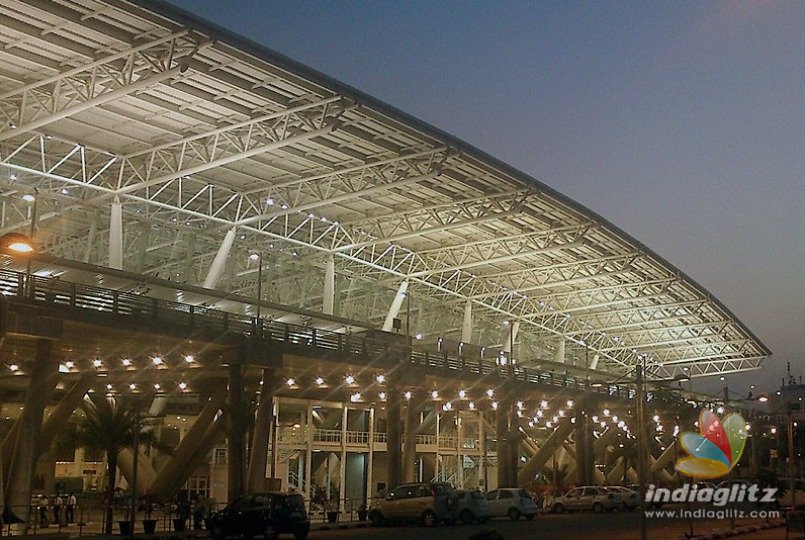 Talking on phone, IT man falls off to death from Chennai Airport Bridge