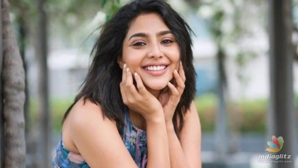 Aishwarya Lekshmi confirms love with this young Tamil actor?