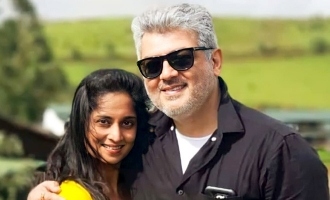 Thala Ajith - Shalini's latest romantic selfie turns viral!