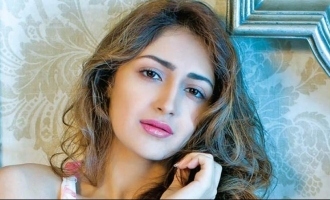 Sayyeshaa's super cute video will amaze you