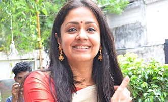 Jyothika at Heirloom Kanjivaram Exhibition