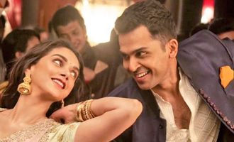 Official: 'Kaatru Veliyidai' Trailer release date